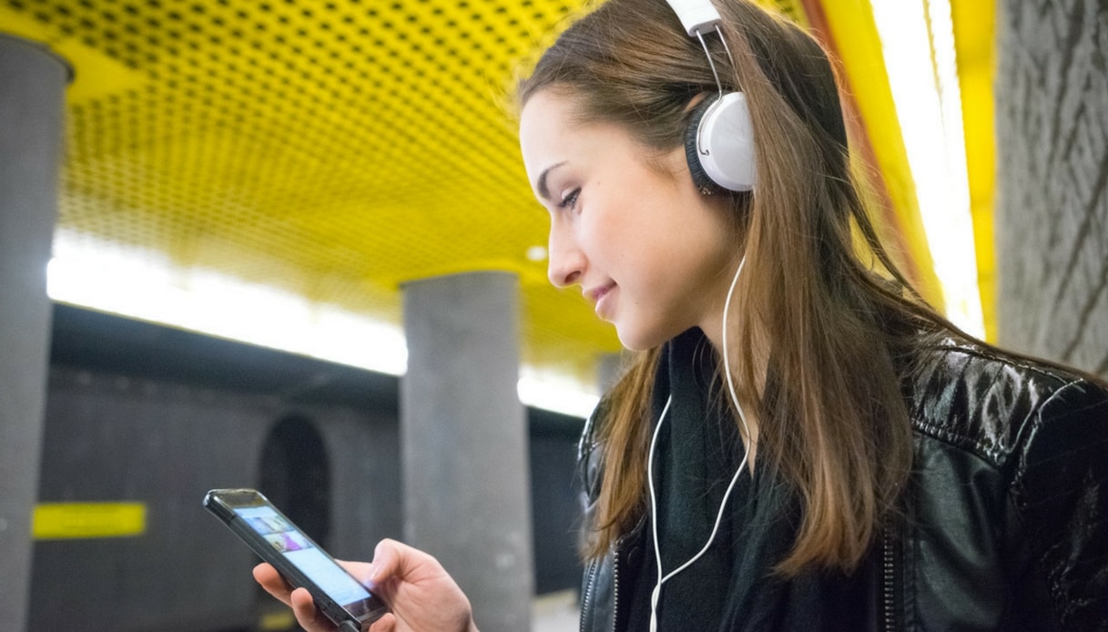 SCARICARE MUSICA GRATIS ALESSANDRA AMOROSO